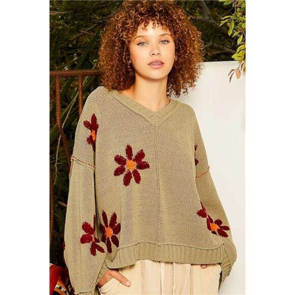NWT POL V-Neck Floral Pattern Chenille Sweater - Picture 1 of 3